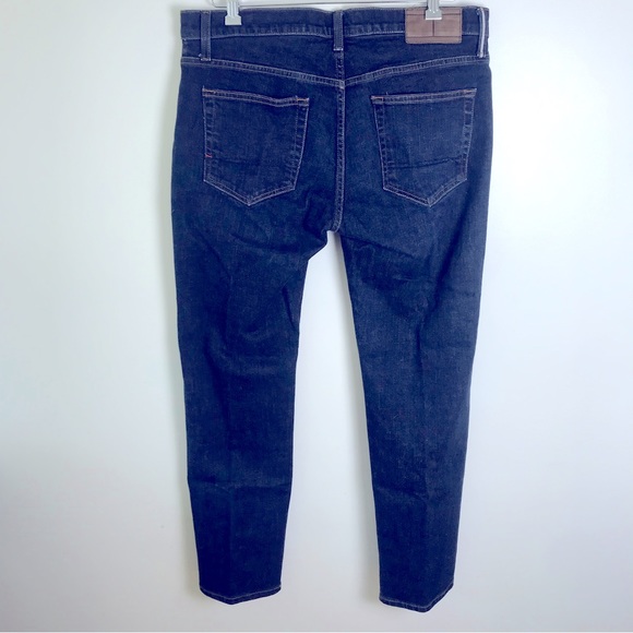 Tommy Hilfiger Dark Wash Denim Jeans 33 x 30 - Picture 4 of 11